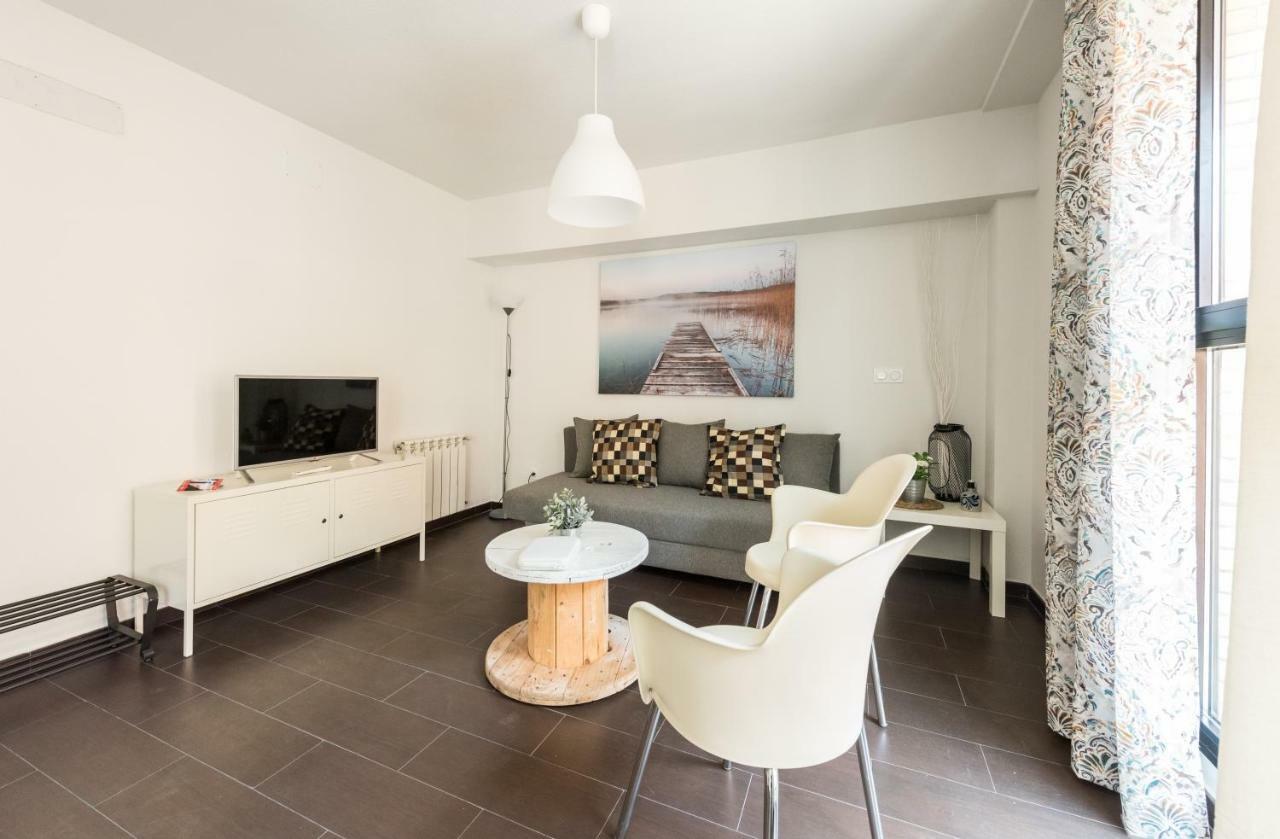 2 Habitaciones Apartamento Temporada En Lucero Мадрид Екстер'єр фото